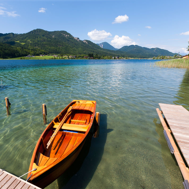 Ein Boot im Weissensee