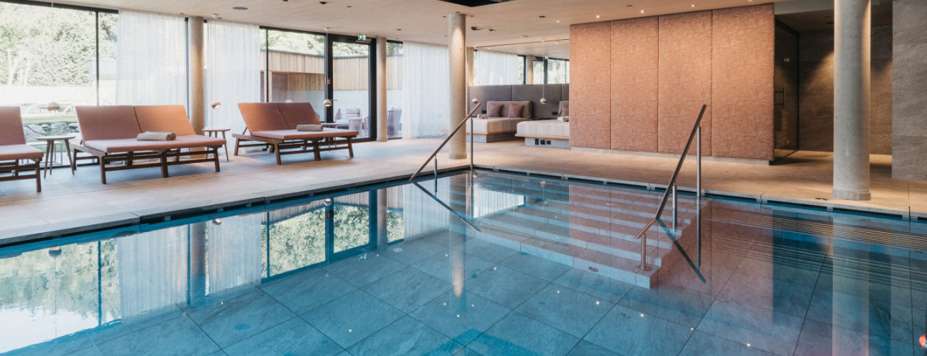 Ruheraum mit Blick auf den Weissensee