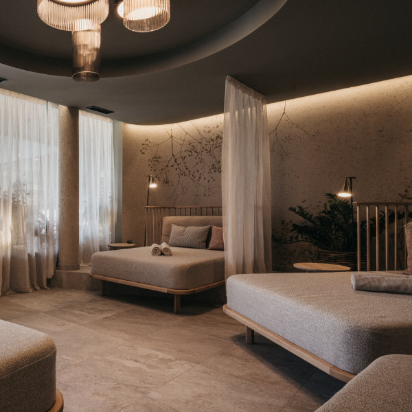 Das Strandhoel Weissensee vom See her